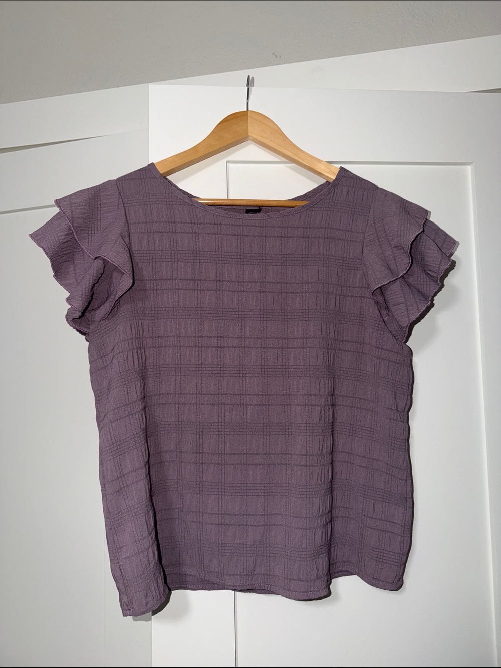 Womens Lavender Ruffle Sleeve Textured Blouse